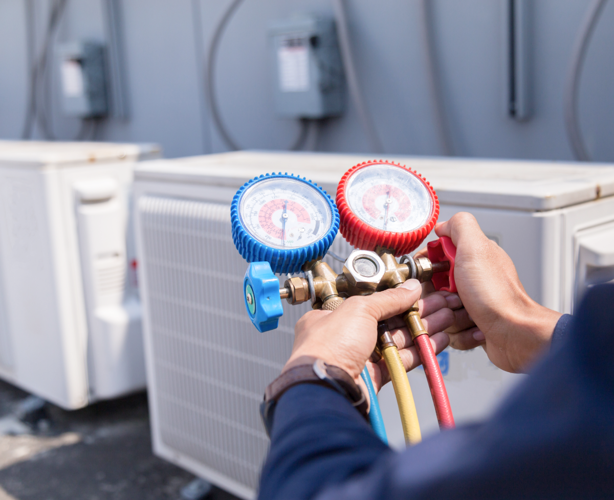 6073bec422bcca7dabb9d510_filling-up-aircon-gas
